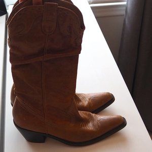 Tan leather cowboy boots, women size 7